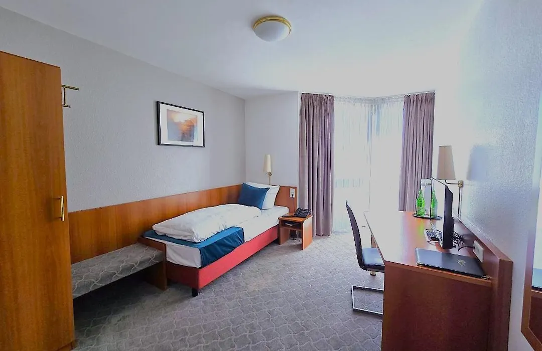 Concorde Hotel Ascot-1